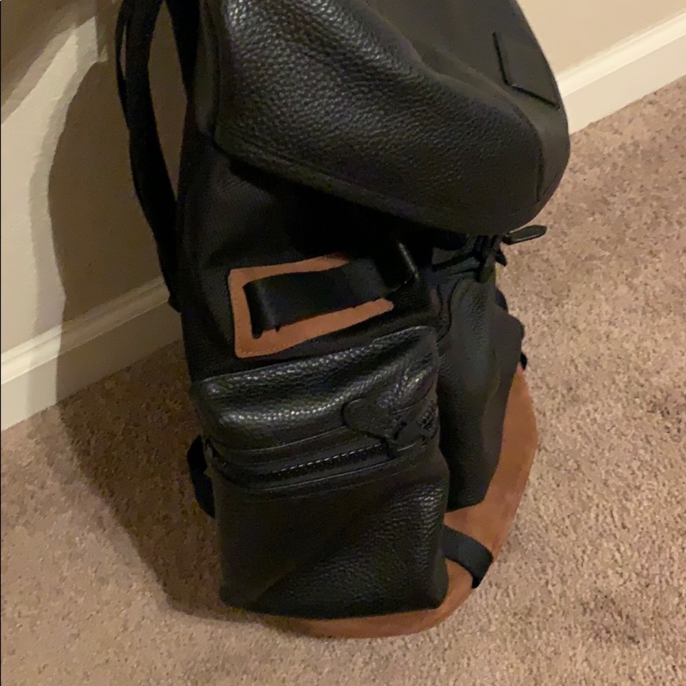 Brand New Coach leather backpack - Picture 3 of 6